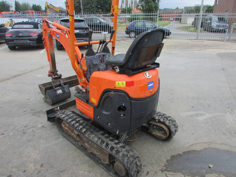 Kubota U 10-3 Minibagger 10.000 EUR - Mini escavadeira: foto 3 Kubota U 10-3 Minibagger 10.000 EUR - Mini escavadeira: foto 3