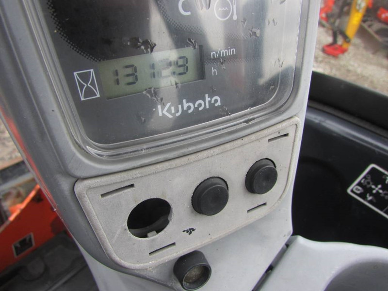 Mini escavadeira Kubota U 27-4 Canopy Minibagger 17.500 EUR: foto 8 Mini escavadeira Kubota U 27-4 Canopy Minibagger 17.500 EUR: foto 8