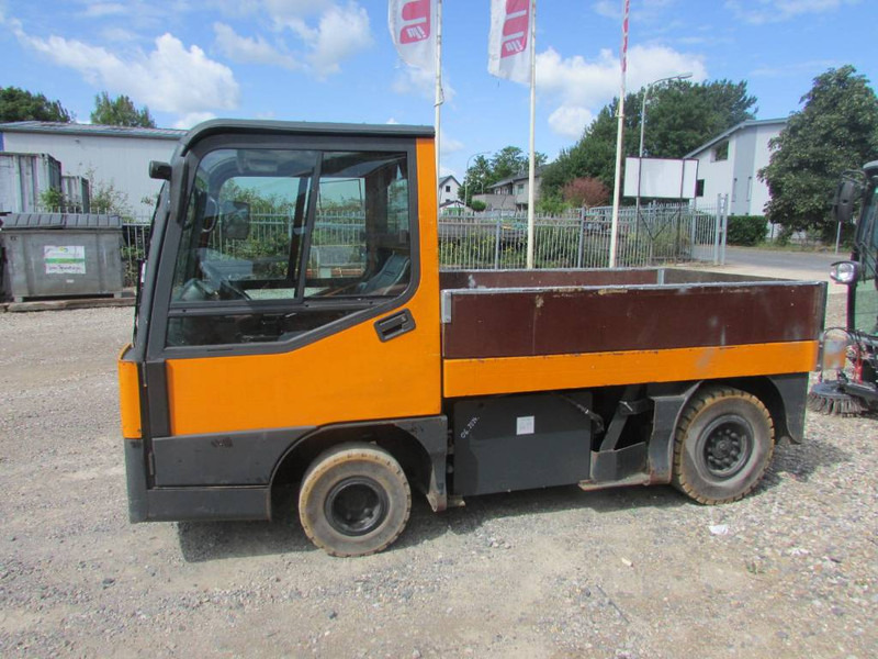 Still R 0820 Schlepper / Plattformwagen 1.500 EUR - Trator elétrics: foto 1 Still R 0820 Schlepper / Plattformwagen 1.500 EUR - Trator elétrics: foto 1