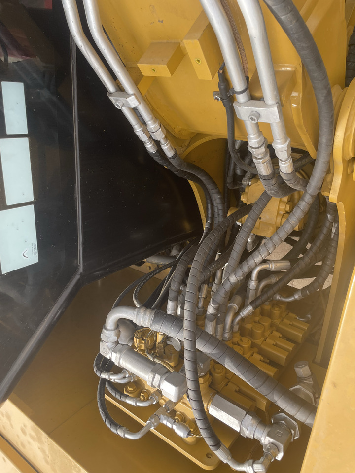 Mini escavadeira CAT 307: foto 11