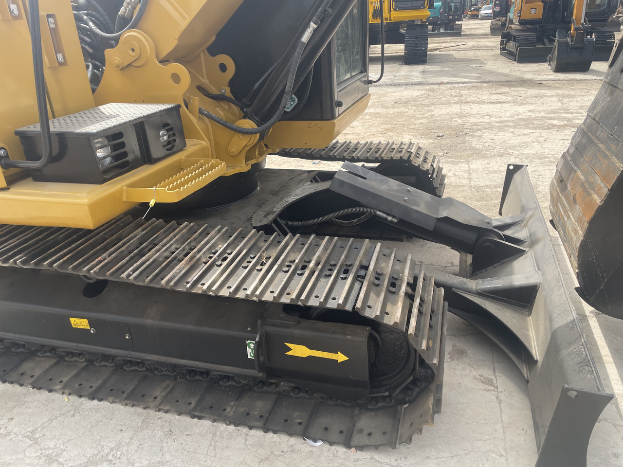 Mini escavadeira CAT 307: foto 8