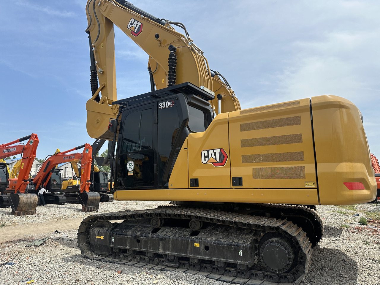 CATERPILLAR 330GC - Escavadora de rastos: foto 1 CATERPILLAR 330GC - Escavadora de rastos: foto 1
