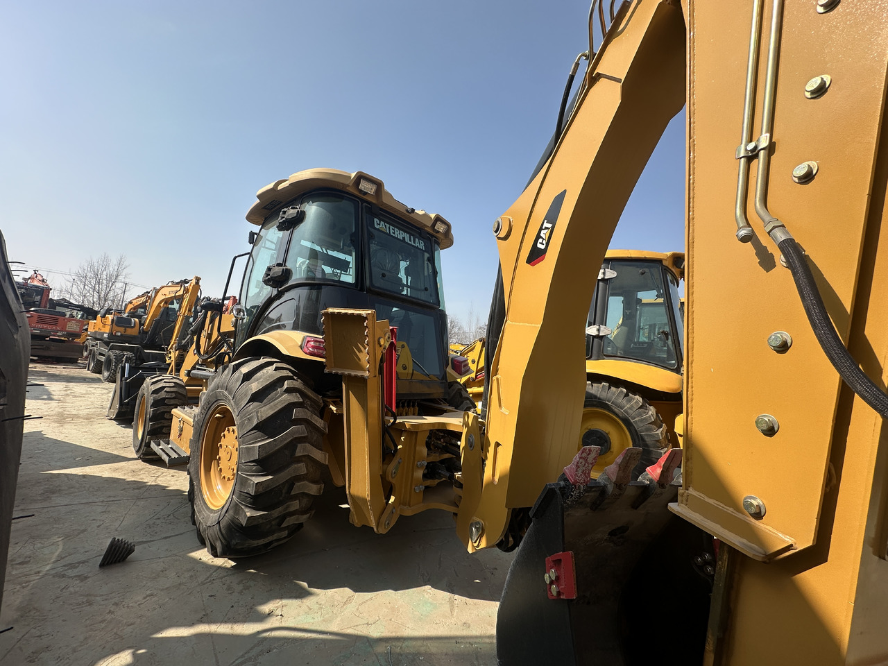 CATERPILLAR 420F - Retroescavadeira: foto 4 CATERPILLAR 420F - Retroescavadeira: foto 4