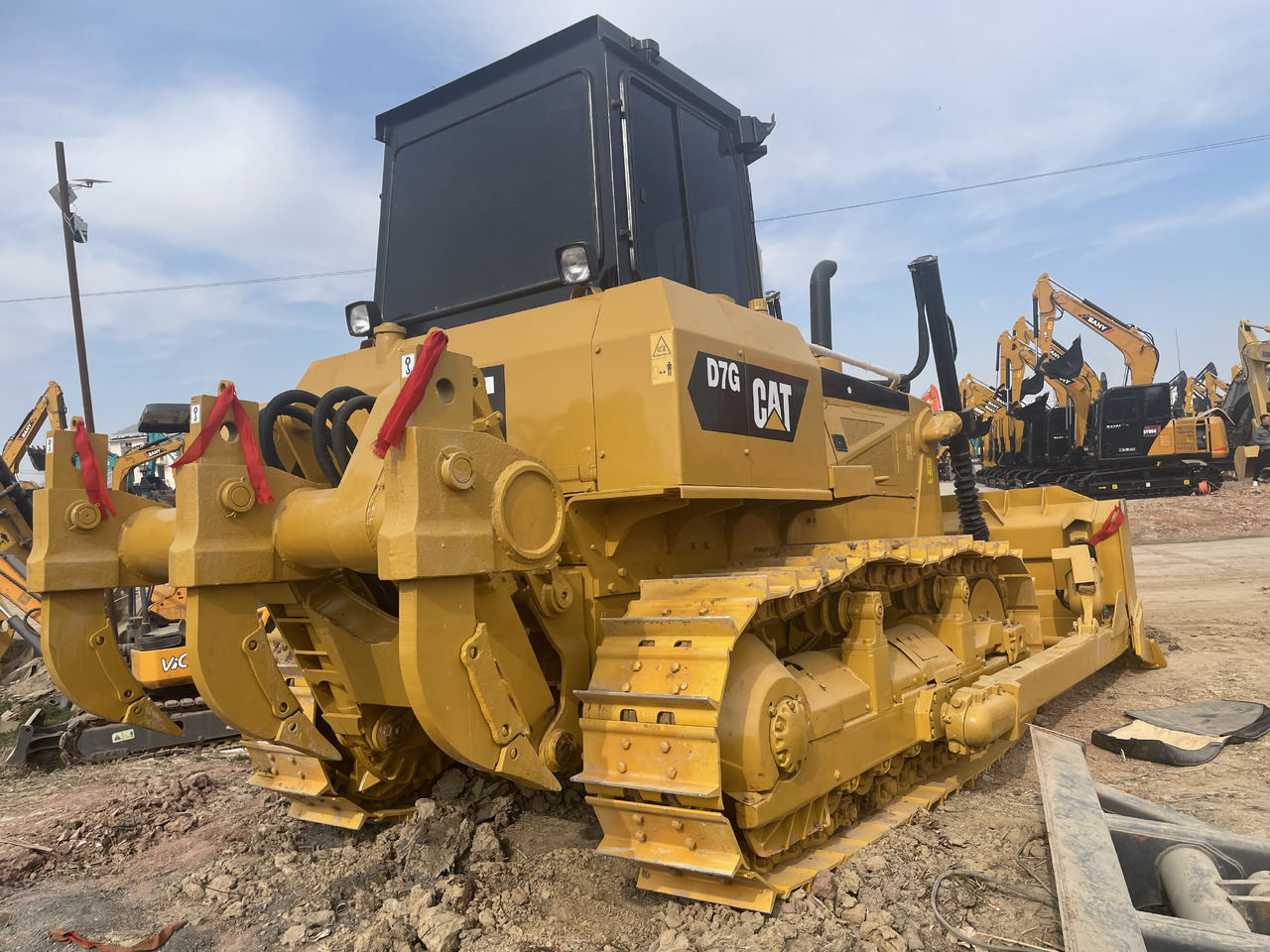CATERPILLAR D7G - Buldôzer: foto 3 CATERPILLAR D7G - Buldôzer: foto 3