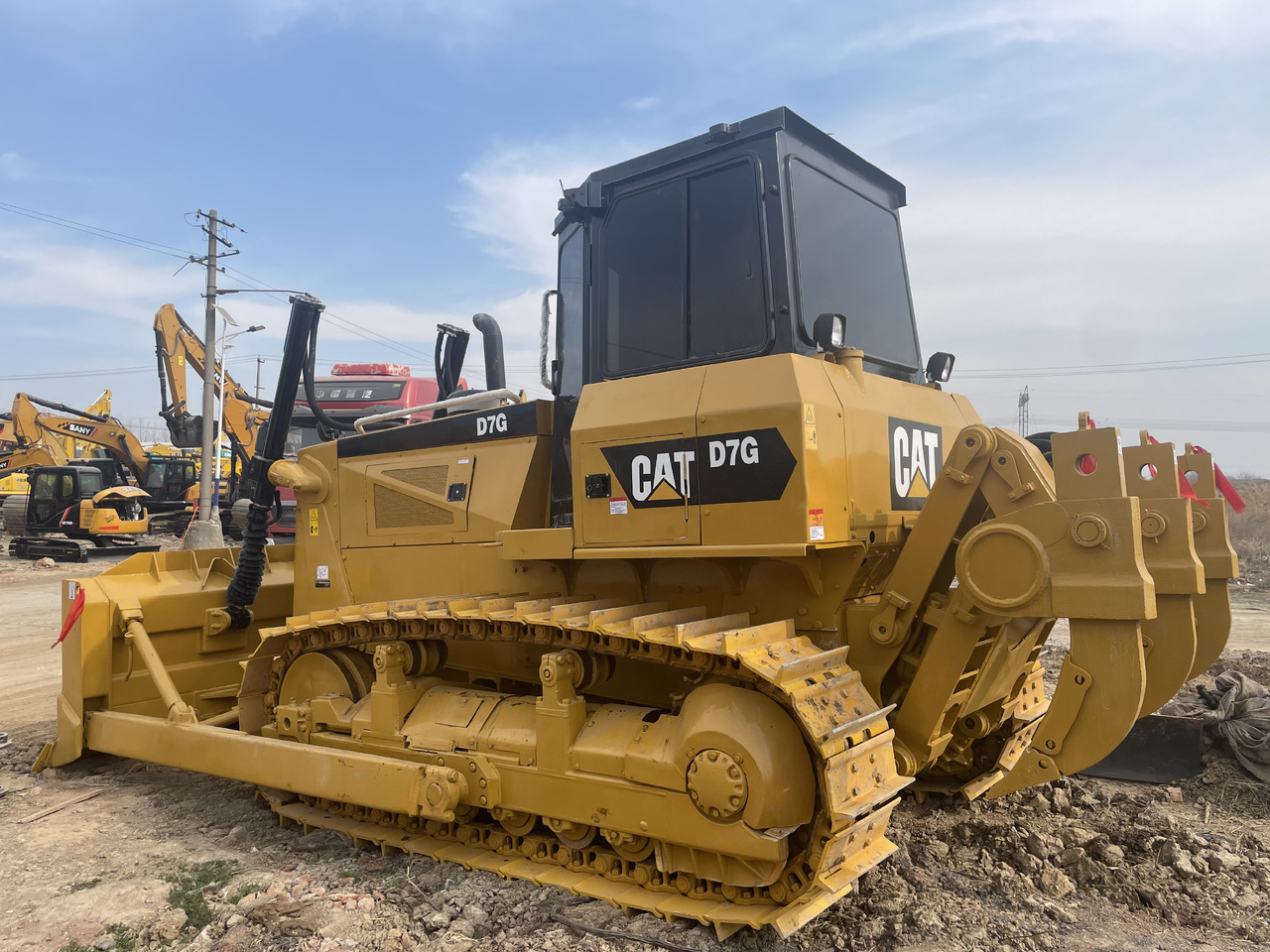 CATERPILLAR D7G - Buldôzer: foto 2 CATERPILLAR D7G - Buldôzer: foto 2
