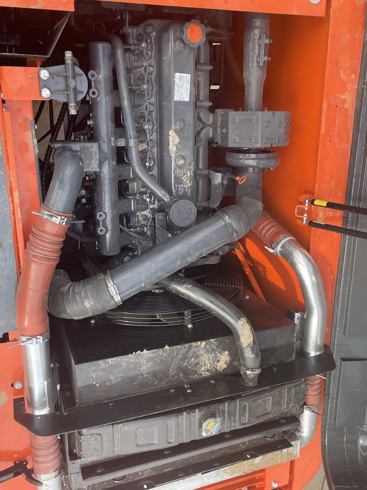 DOOSAN DX225LC-9C - Escavadora de rastos: foto 5 DOOSAN DX225LC-9C - Escavadora de rastos: foto 5