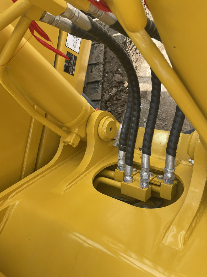 Mini escavadeira KOMATSU PC 130-7: foto 11