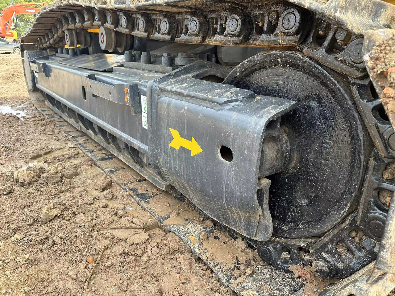 Escavadora de rastos KOMATSU PC450-7: foto 9