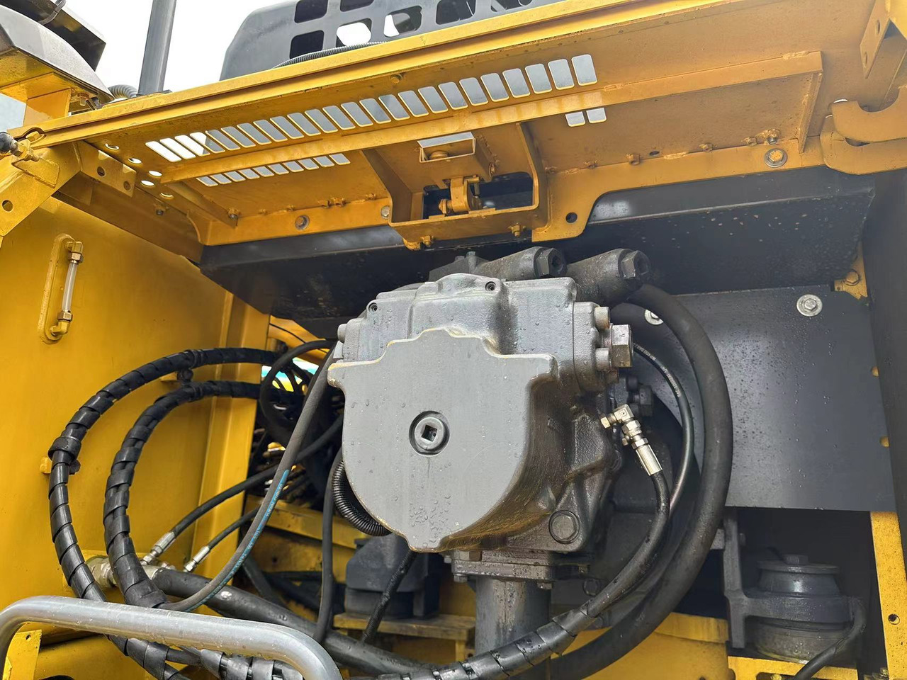 Escavadora de rastos KOMATSU PC450-7: foto 7