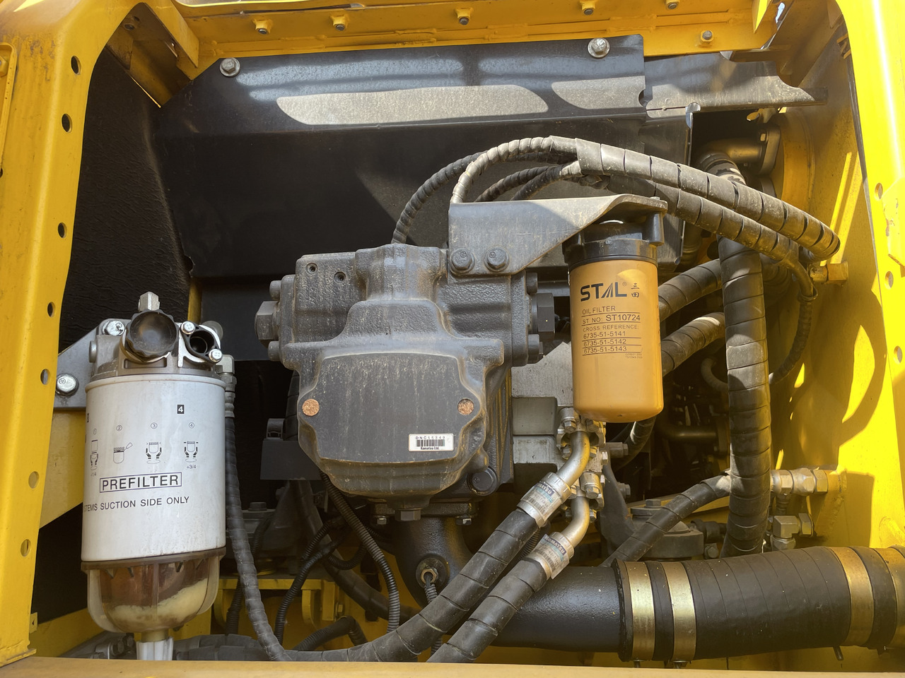 Escavadora de rastos Komatsu PC 210LC: foto 7
