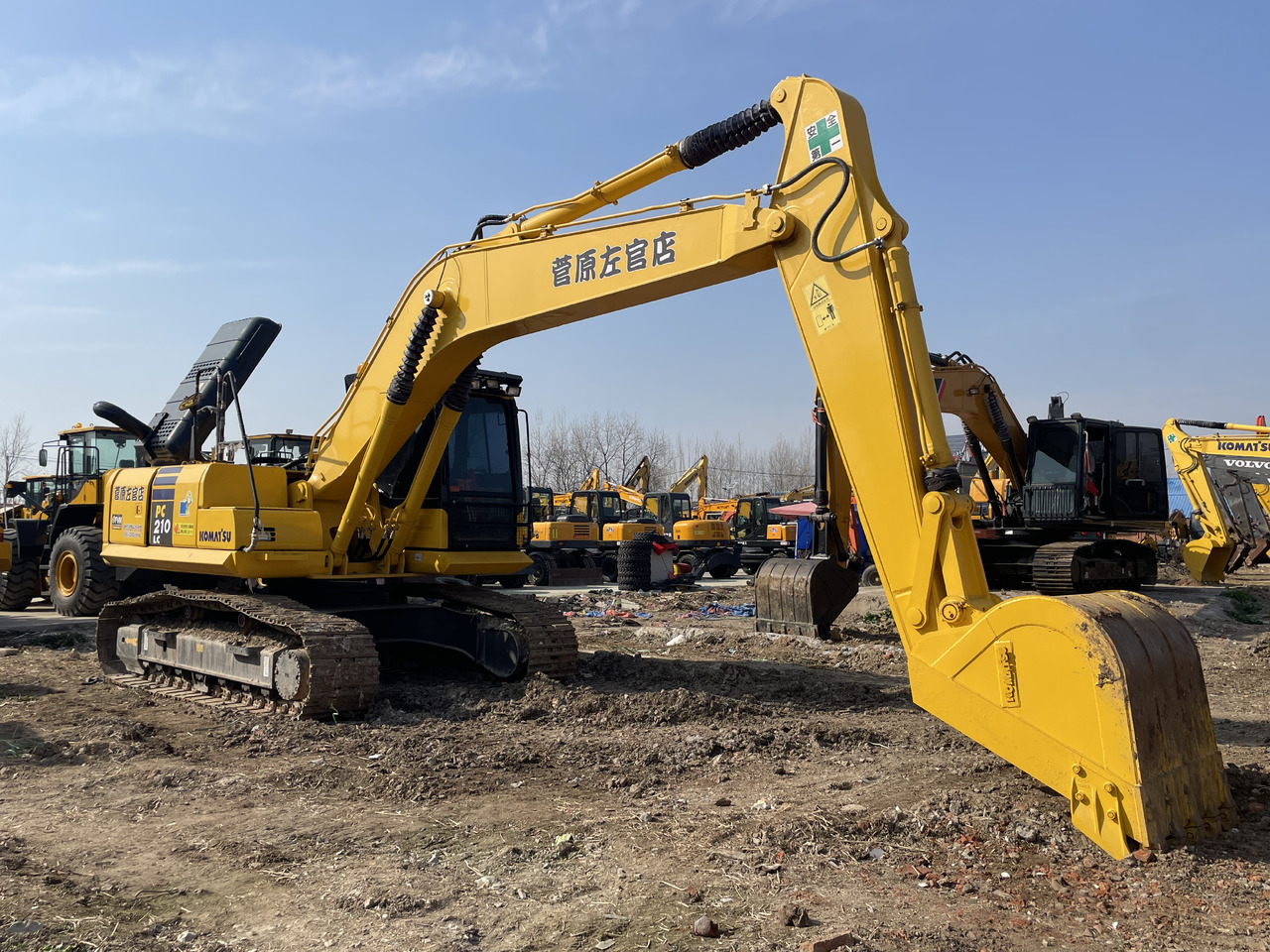 Escavadora de rastos Komatsu PC 210LC: foto 6