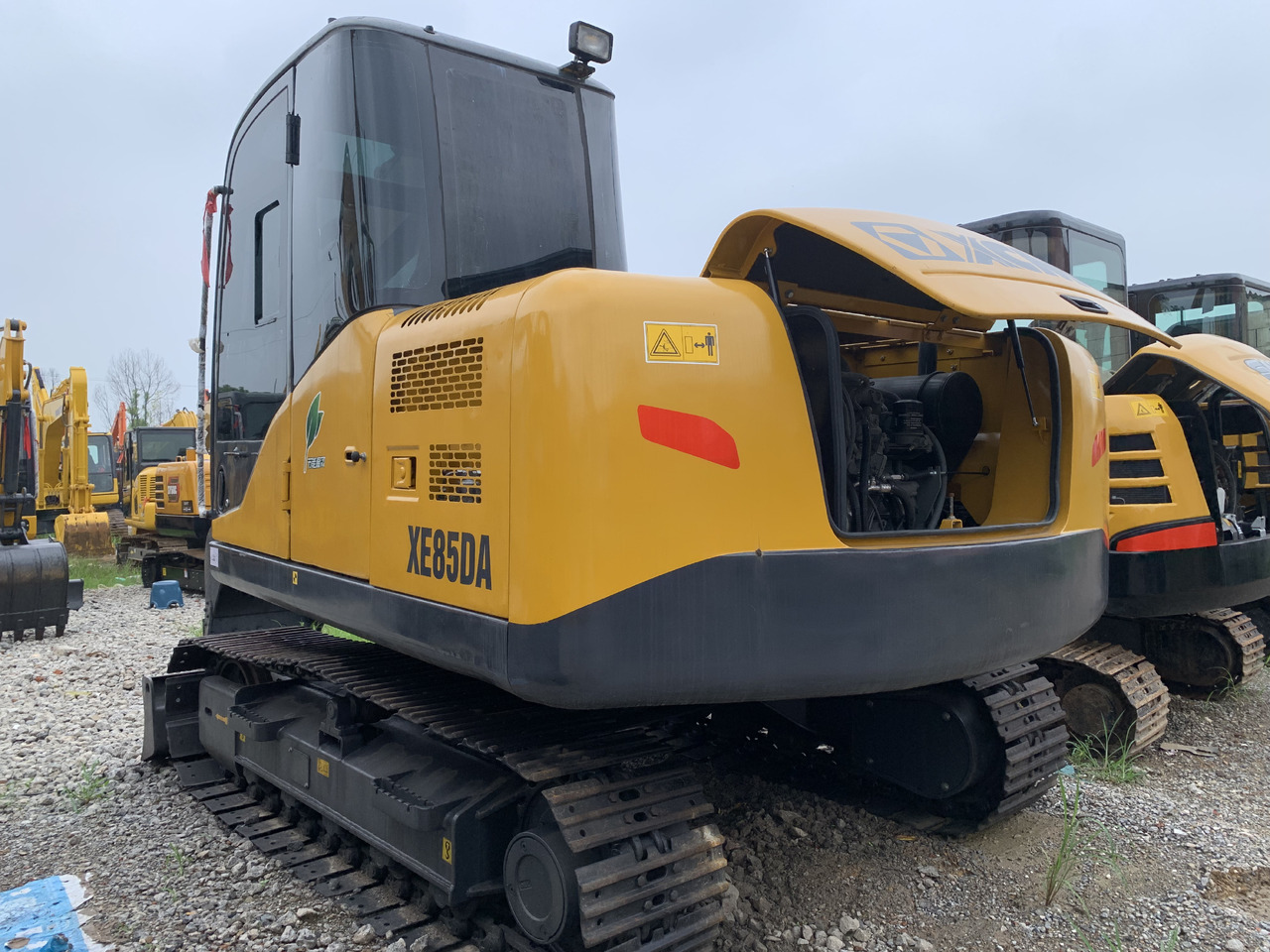 Locação de XCMG XE 85DA XCMG XE 85DA: foto 6