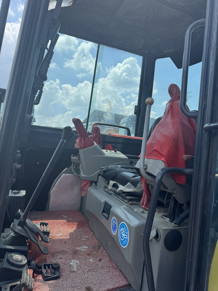 YANMAR VIO35-6 - Mini escavadeira: foto 5 YANMAR VIO35-6 - Mini escavadeira: foto 5