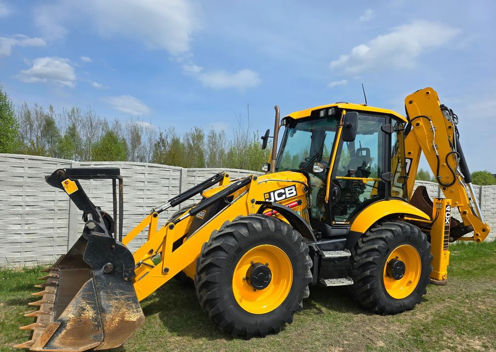 JCB - Retroescavadeira: foto 1 JCB - Retroescavadeira: foto 1