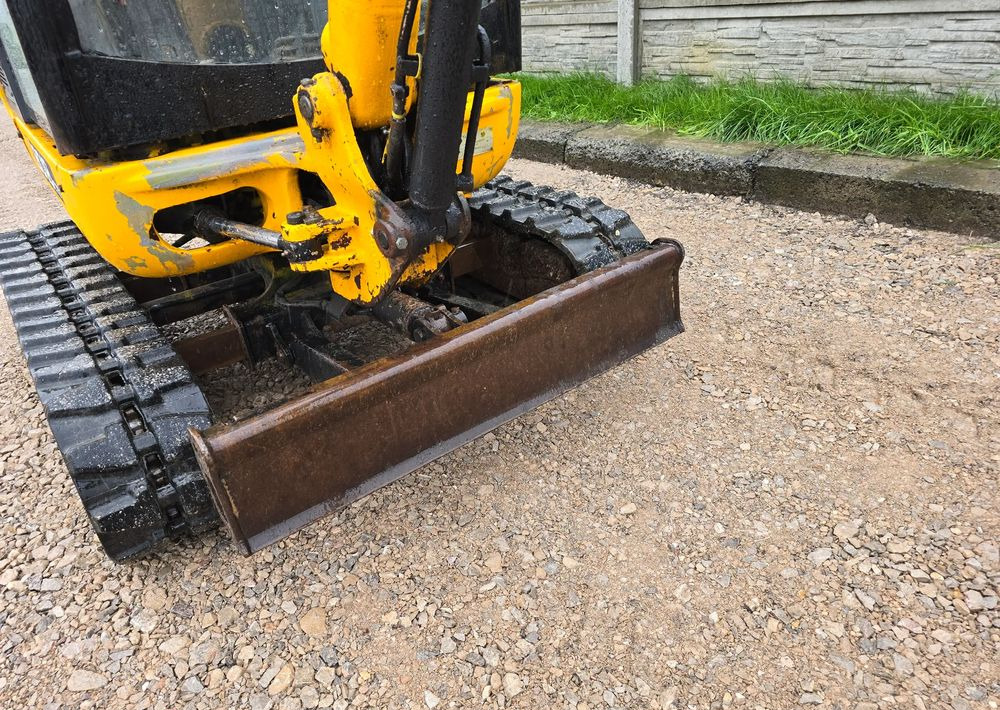 Mini escavadeira JCB: foto 9