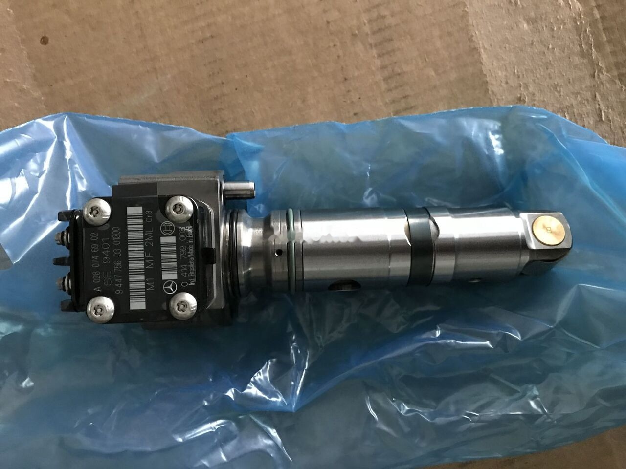 Mercedes-Benz 2018 0280746902 Mercedes-Benz AXOR-ATEGO - Injector de Caminhão: foto 2 Mercedes-Benz 2018 0280746902 Mercedes-Benz AXOR-ATEGO - Injector de Caminhão: foto 2