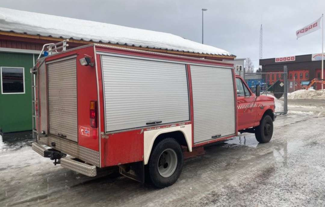 1993 Ford F-350 7.3L / Redningsbil / Avgiftsfri! - Carro de bombeiro: foto 4 1993 Ford F-350 7.3L / Redningsbil / Avgiftsfri! - Carro de bombeiro: foto 4