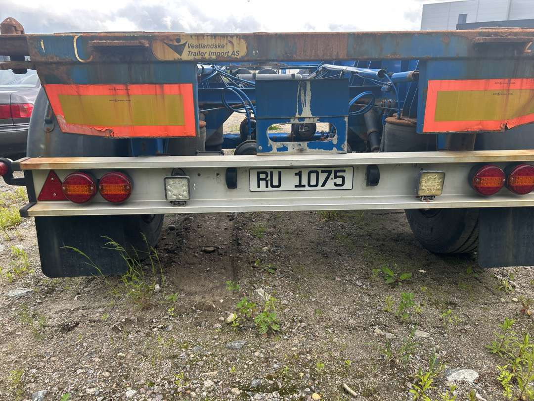 2004 Container-henger TURBO`HOET CONTAINERSEMITRAILER EU-godkjent - Semireboque transportador de contêineres/ Caixa móvel: foto 5 2004 Container-henger TURBO`HOET CONTAINERSEMITRAILER EU-godkjent - Semireboque transportador de contêineres/ Caixa móvel: foto 5