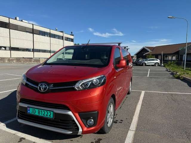 2017 Varebil Toyota Proace Lang utgave (Lav km stand) EU-Godkjent - Furgão: foto 1 2017 Varebil Toyota Proace Lang utgave (Lav km stand) EU-Godkjent - Furgão: foto 1