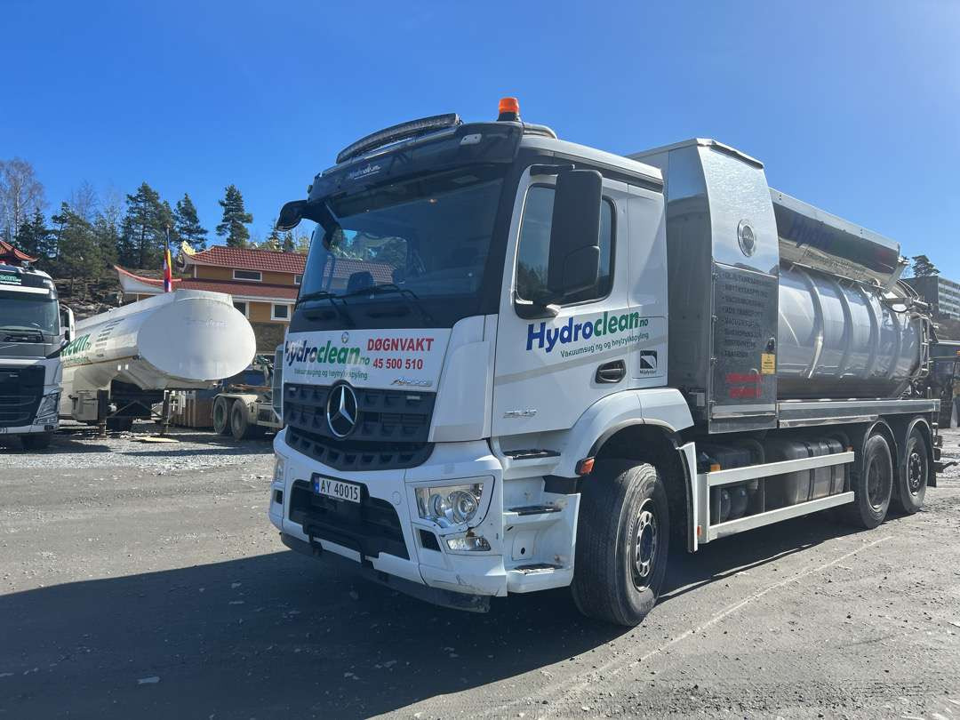 2019 Kombibil MERCEDES-BENZ AROCS 2543 KDIR EU-godkjent Euroklasse 6T - Caminhão limpa fossa: foto 1 2019 Kombibil MERCEDES-BENZ AROCS 2543 KDIR EU-godkjent Euroklasse 6T - Caminhão limpa fossa: foto 1