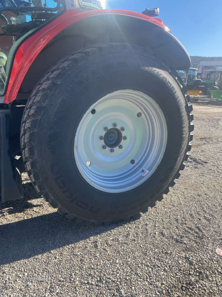 2023 Nokian Hakkapeliitta TRI industrihjul - Ferramenta/ Equipamento: foto 1 2023 Nokian Hakkapeliitta TRI industrihjul - Ferramenta/ Equipamento: foto 1