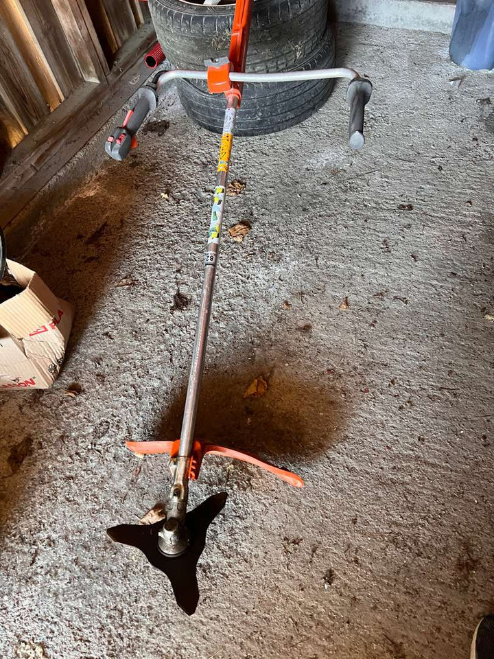 Husqvarna kantklipper repobjekt - Cortador de grama: foto 4 Husqvarna kantklipper repobjekt - Cortador de grama: foto 4