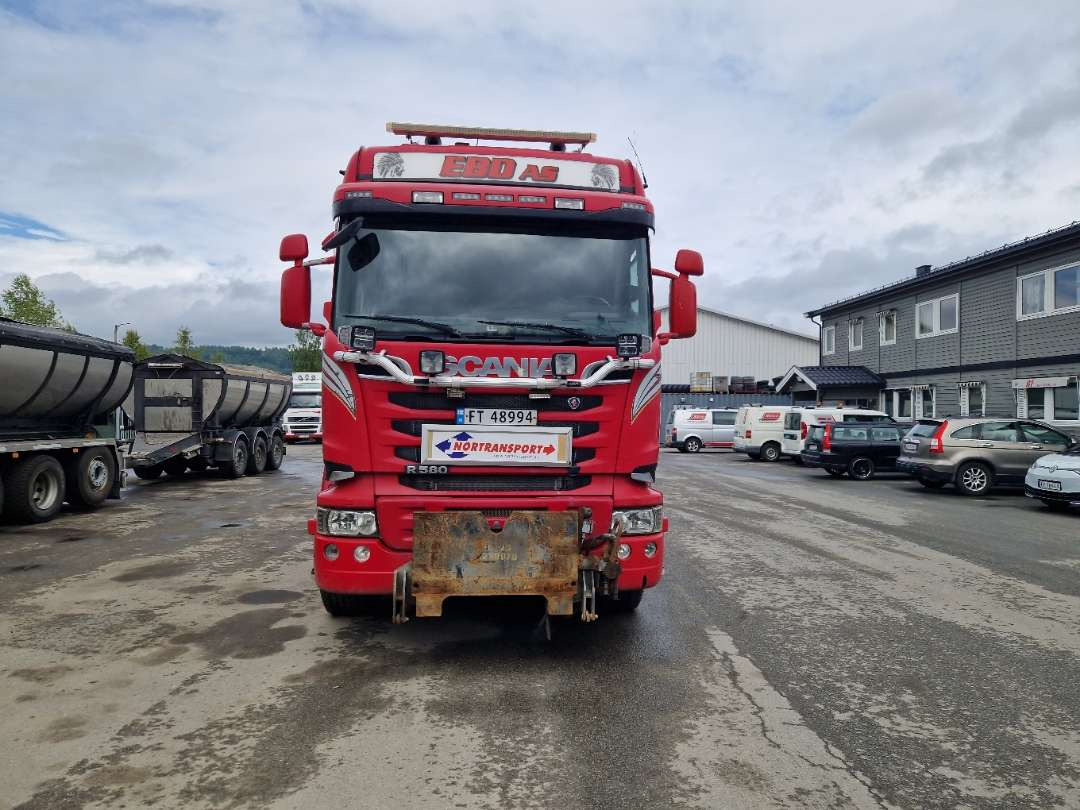 Scania R580 Brøytebil med sideplog og hydraulisk saltsystem - Caminhão polibenne: foto 1 Scania R580 Brøytebil med sideplog og hydraulisk saltsystem - Caminhão polibenne: foto 1