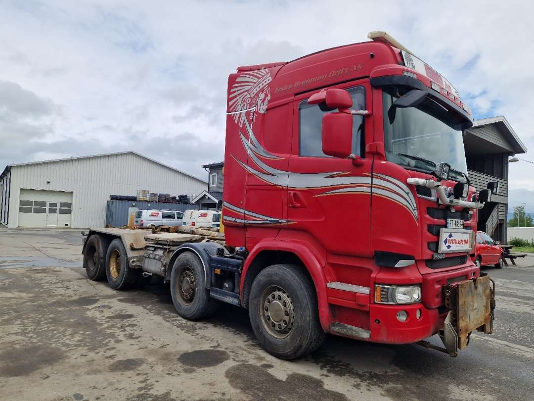 Scania R580 Brøytebil med sideplog og hydraulisk saltsystem - Caminhão polibenne: foto 3 Scania R580 Brøytebil med sideplog og hydraulisk saltsystem - Caminhão polibenne: foto 3