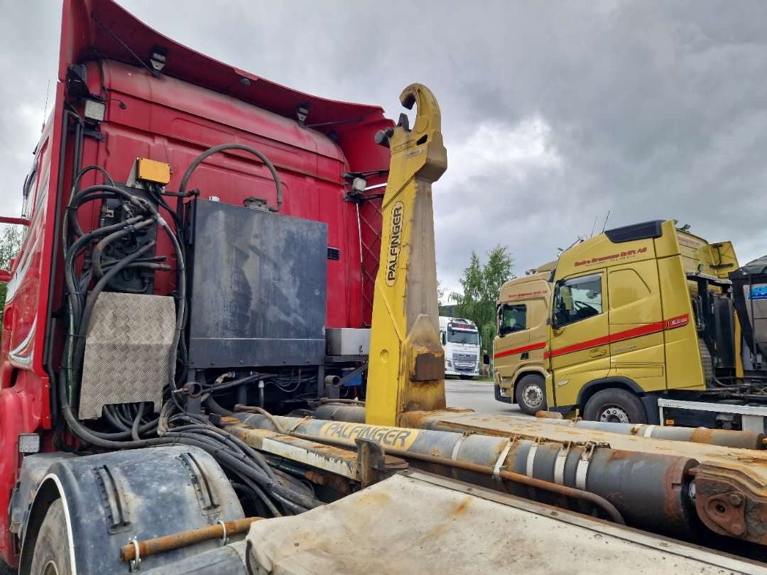 Scania R580 Brøytebil med sideplog og hydraulisk saltsystem - Caminhão polibenne: foto 5 Scania R580 Brøytebil med sideplog og hydraulisk saltsystem - Caminhão polibenne: foto 5