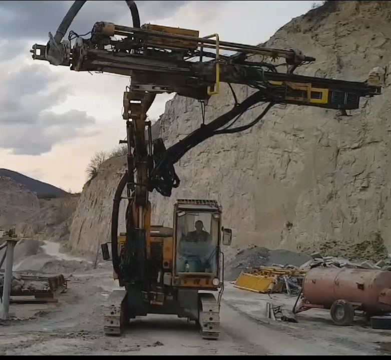 Máquina de perfuração Atlas Copco F7-10: foto 28
