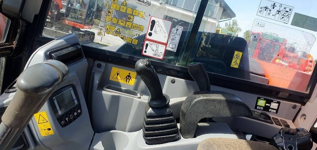 Mini escavadeira Kubota KX 080-4: foto 13