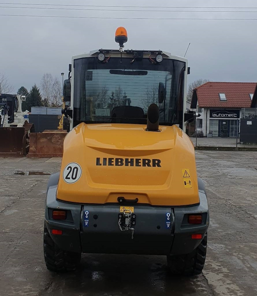 Liebherr L504C - Carregadeira de rodas: foto 3 Liebherr L504C - Carregadeira de rodas: foto 3
