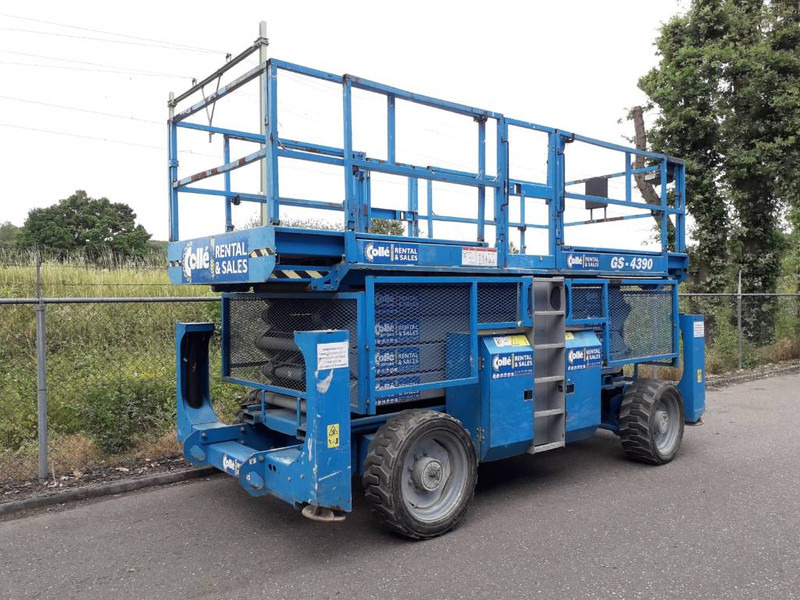 Genie GS 4390 RT - Plataforma de Tijera/ Plataforma de tesoura: foto 3 Genie GS 4390 RT - Plataforma de Tijera/ Plataforma de tesoura: foto 3