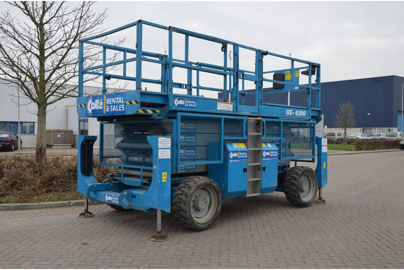 Genie GS4390RT - Plataforma de Tijera/ Plataforma de tesoura: foto 3 Genie GS4390RT - Plataforma de Tijera/ Plataforma de tesoura: foto 3