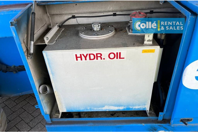 Plataforma de Tijera/ Plataforma de tesoura Holland lift M 250 DL 27 | 2003: foto 13