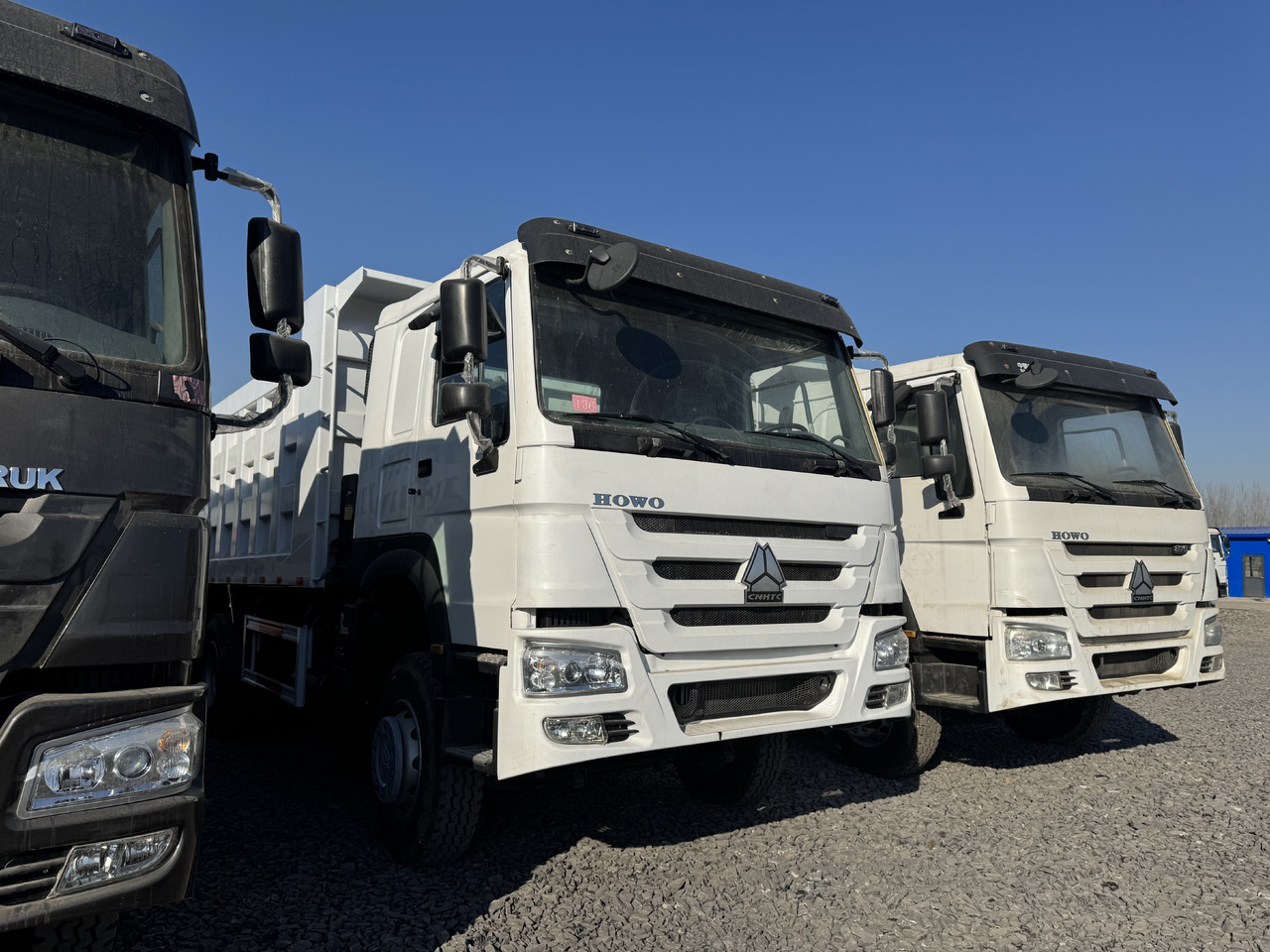 HOWO - Caminhão basculante: foto 2 HOWO - Caminhão basculante: foto 2