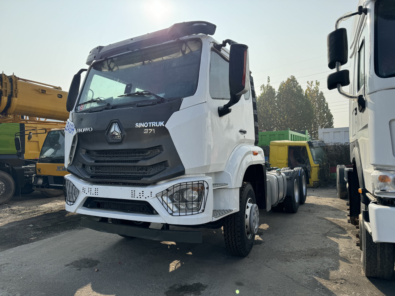 SINOTRUCK HOWO - Tractor: foto 2 SINOTRUCK HOWO - Tractor: foto 2