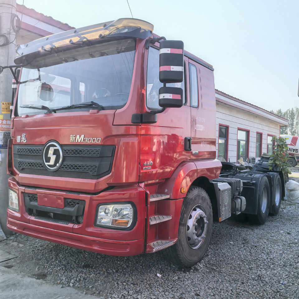SINOTRUCK HOWO - Tractor: foto 2 SINOTRUCK HOWO - Tractor: foto 2