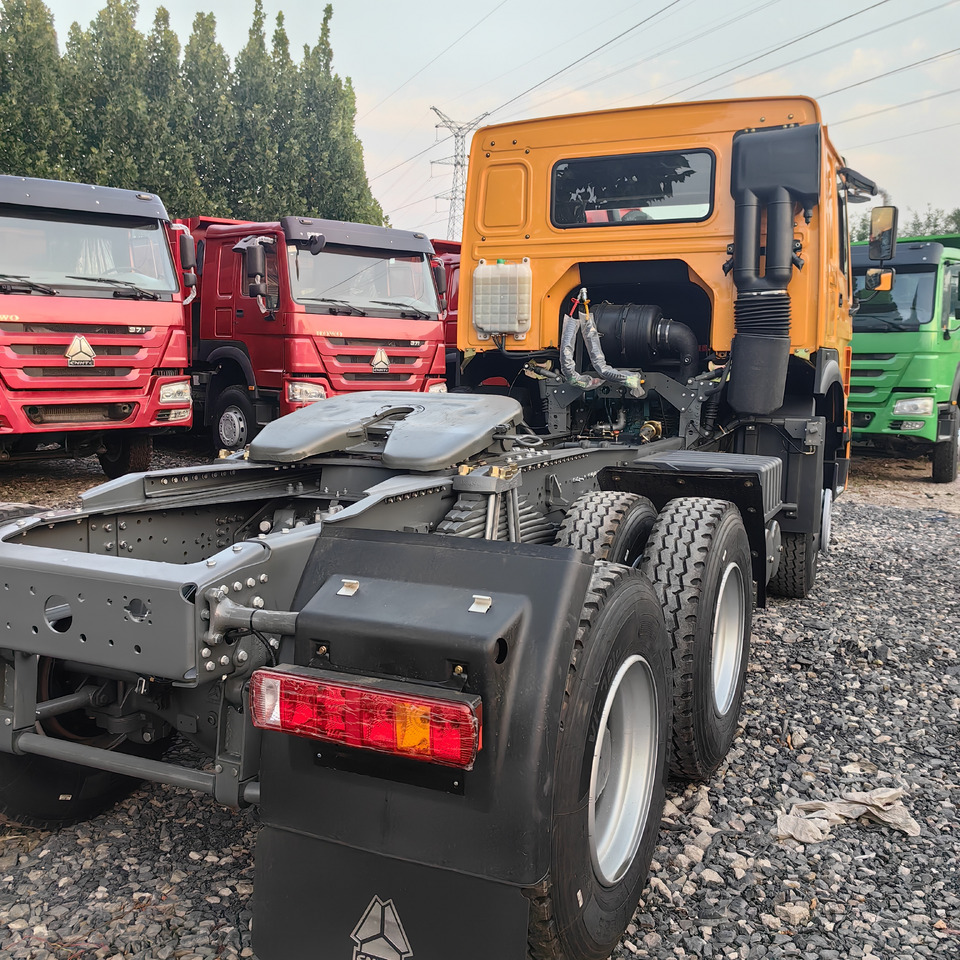 SINOTRUCK HOWO TRACTOR - Tractor: foto 4 SINOTRUCK HOWO TRACTOR - Tractor: foto 4