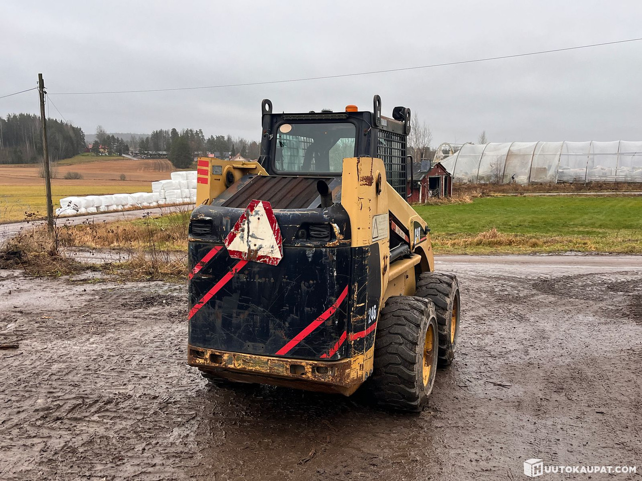 Cat 246 skid-steer loader with bucket and forks, 2002, Vihti - Mini carregadeira: foto 4 Cat 246 skid-steer loader with bucket and forks, 2002, Vihti - Mini carregadeira: foto 4