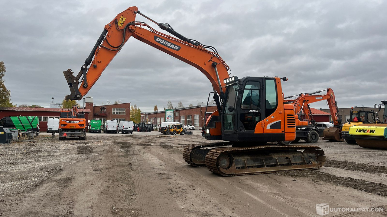 Doosan DX140LCR-5, 2020, telakaivinkone, Vantaa - Escavadora de rastos: foto 1 Doosan DX140LCR-5, 2020, telakaivinkone, Vantaa - Escavadora de rastos: foto 1