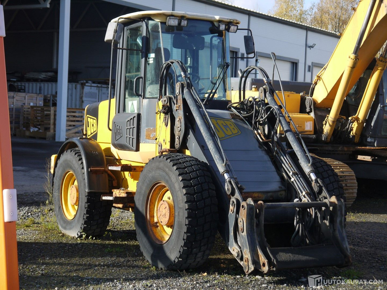 JCB 411, 2011 Pyöräkuormaaja, Humppila - Carregadeira de rodas: foto 2 JCB 411, 2011 Pyöräkuormaaja, Humppila - Carregadeira de rodas: foto 2
