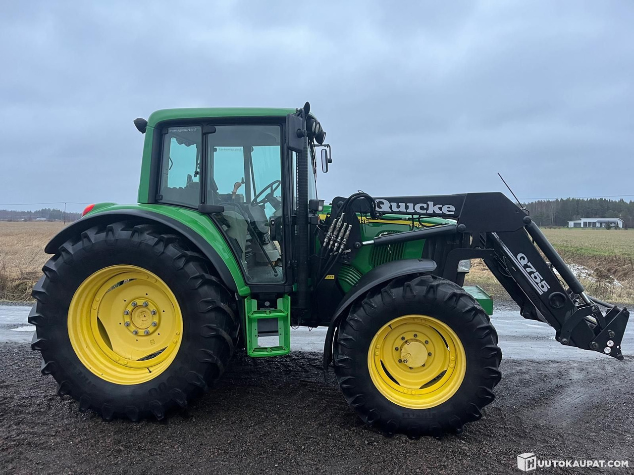 John Deere 6420-M 4x4, 2006 — 1 owner! Farm tractor., Ylivieska - Trator: foto 3 John Deere 6420-M 4x4, 2006 — 1 owner! Farm tractor., Ylivieska - Trator: foto 3