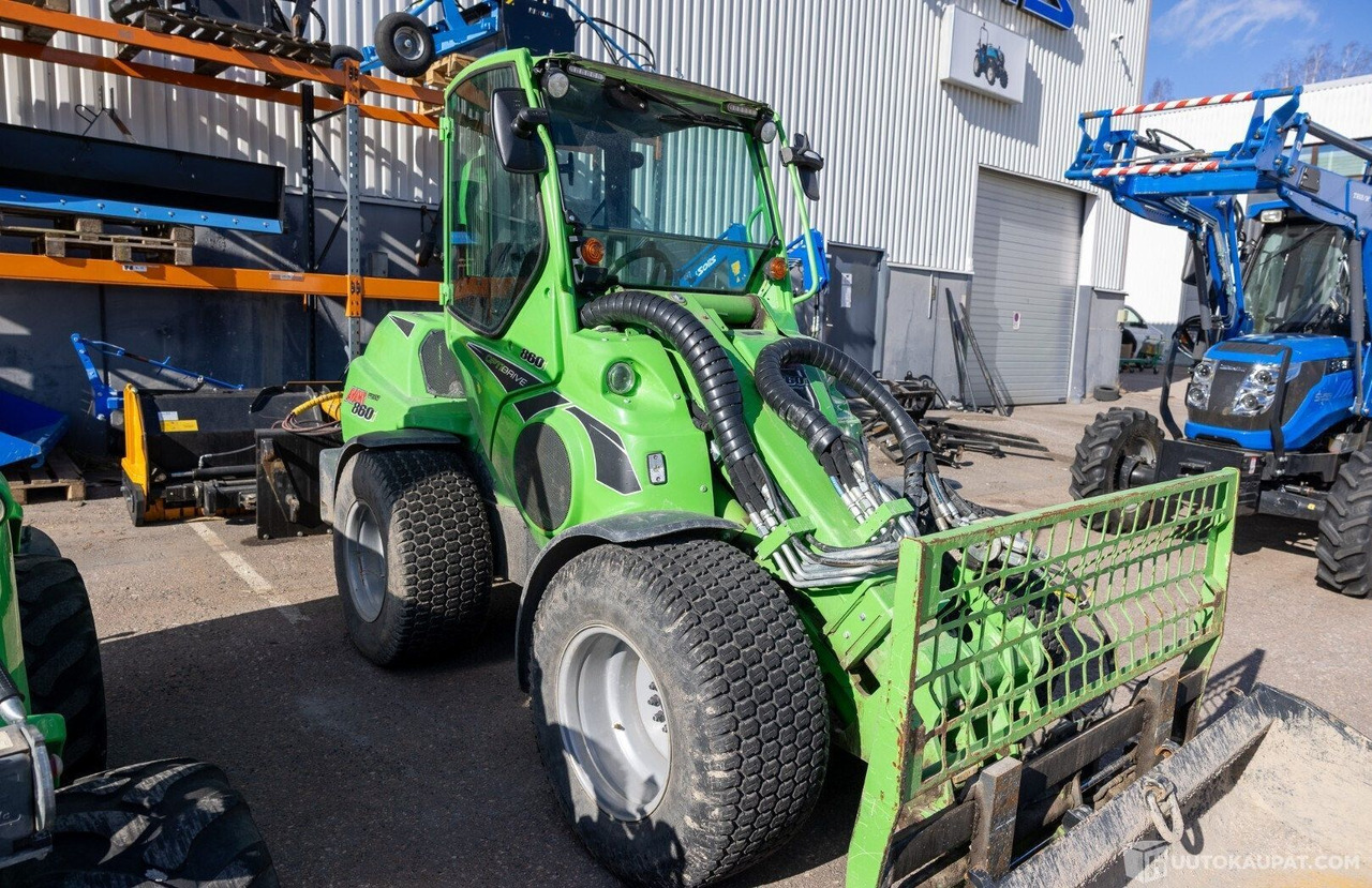 Avant 860 GT-ohjaamolla, 2022, Diesel, 1 000 h, Helsinki - Máquina agrícola: foto 4 Avant 860 GT-ohjaamolla, 2022, Diesel, 1 000 h, Helsinki - Máquina agrícola: foto 4