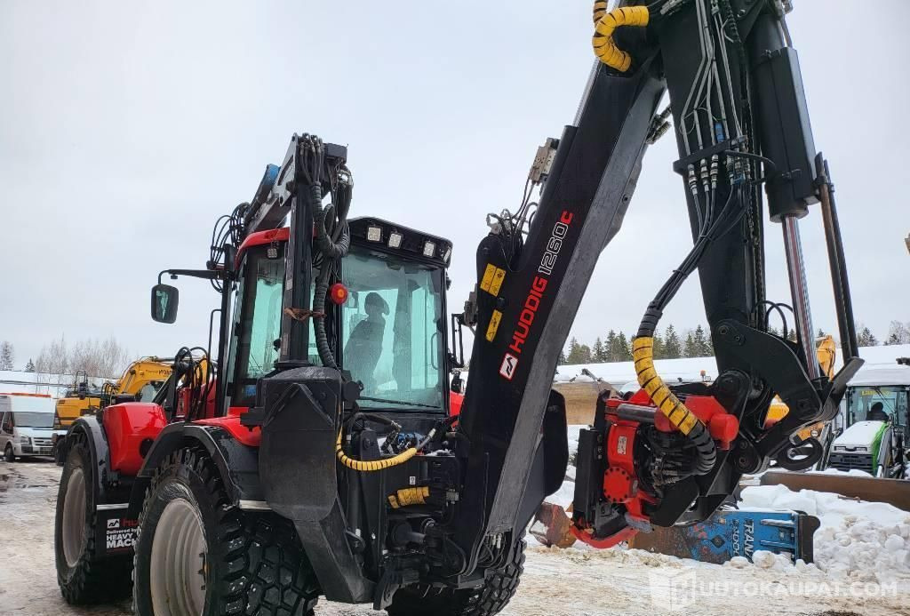 Máquina de construção Huddig 1260 C Kronos, 2014, 9 000 h Traktorikuormaaja, Kerava: foto 6
