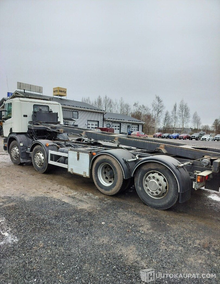 Scania 124G, 1999, Diesel, Seinäjoki - Caminhão com sistema de cabo: foto 3 Scania 124G, 1999, Diesel, Seinäjoki - Caminhão com sistema de cabo: foto 3