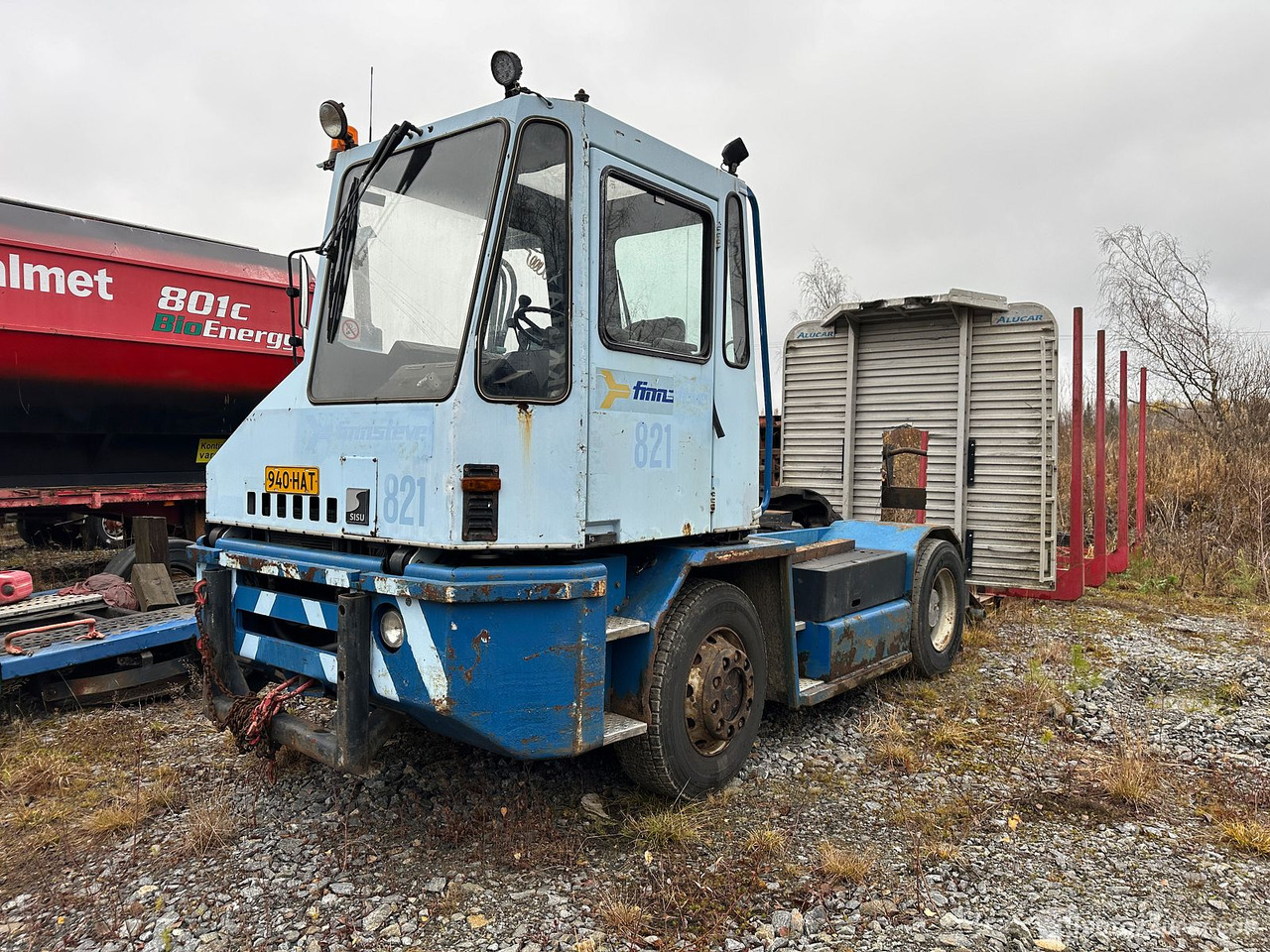 Sisu 4X4 Vetomestari terminaalitraktori, Kurikka - Tractor de terminal: foto 1 Sisu 4X4 Vetomestari terminaalitraktori, Kurikka - Tractor de terminal: foto 1