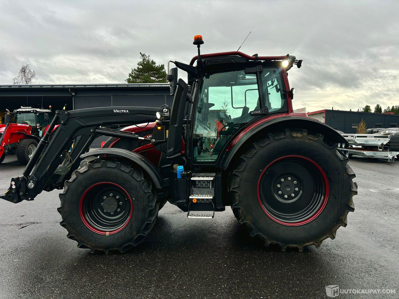 Valtra N175 traktori, 2024, vain 360h!! MTK25, Kempele - Trator: foto 3 Valtra N175 traktori, 2024, vain 360h!! MTK25, Kempele - Trator: foto 3