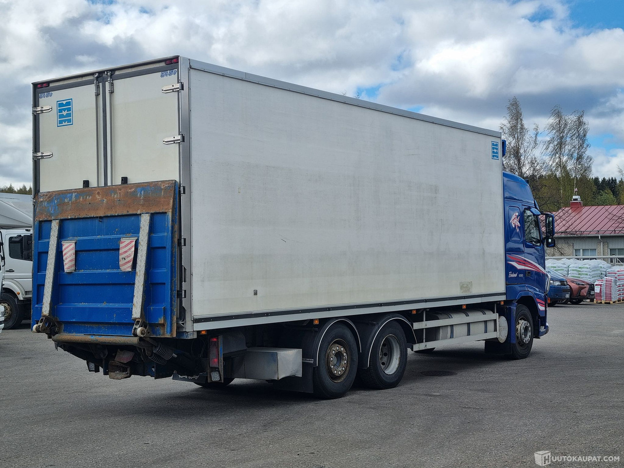 Volvo FH 12 6×2, 2002, Tampere - Caminhão furgão: foto 3 Volvo FH 12 6×2, 2002, Tampere - Caminhão furgão: foto 3