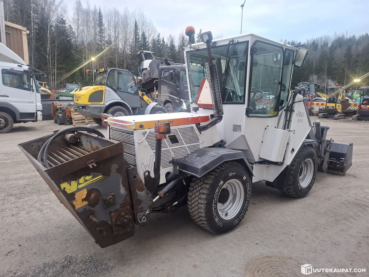 Wille 345, 2004, Kiinteistönhuoltokone, Sis alv 25,5%, Nurmijärvi - Carregadeira de rodas: foto 3 Wille 345, 2004, Kiinteistönhuoltokone, Sis alv 25,5%, Nurmijärvi - Carregadeira de rodas: foto 3